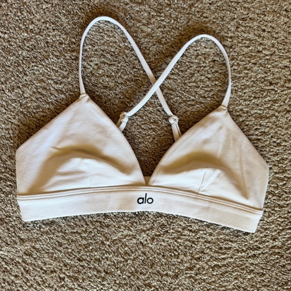 ALO Splendor Bra - Picture 2 of 3